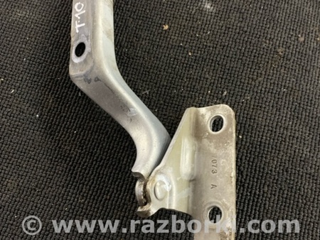 ФОТО Петля капота для Subaru Tribeca Киев