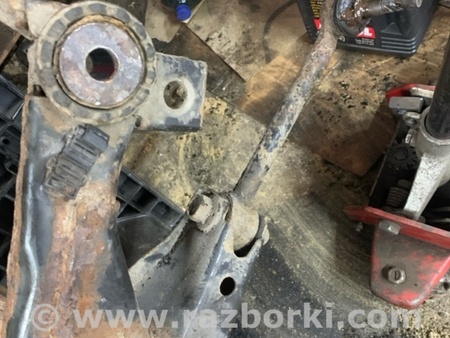 ФОТО Балка подвески для Subaru Tribeca Киев