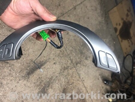 ФОТО Кнопки руля для Subaru Tribeca Киев