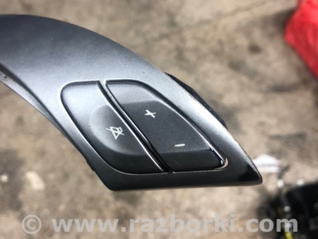 ФОТО Кнопки руля для Subaru Tribeca Киев