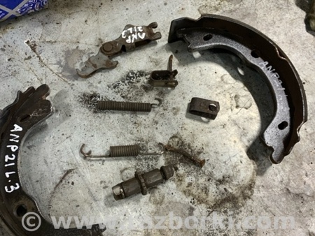 ФОТО колодки ручника для KIA Sorento Киев