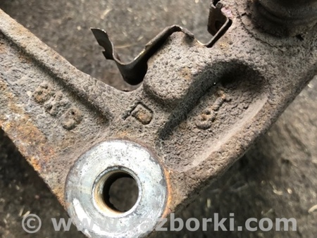 ФОТО Скоба суппорта для Subaru Legacy (все модели) Киев