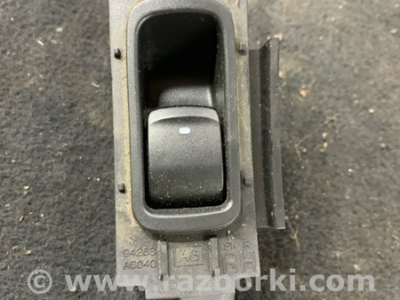 ФОТО Кнопка стеклоподъемника для Subaru Outback Киев