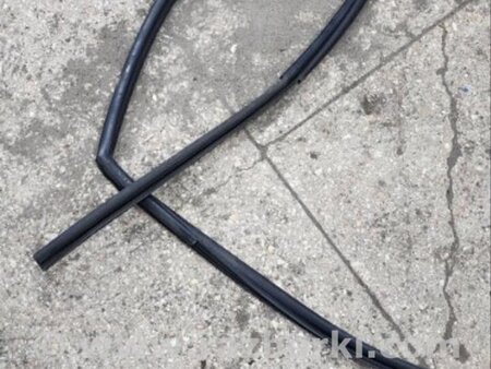 ФОТО Направляющая стекла для KIA Sorento Киев