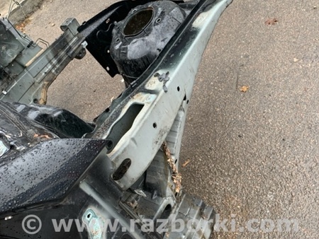 ФОТО Четверть для Mercedes-Benz E350 CDI Киев