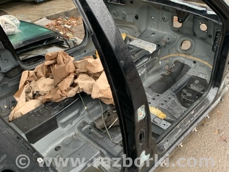 ФОТО Центральная стойка кузова для Mercedes-Benz E350 CDI Киев