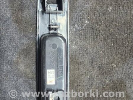 ФОТО Ручка двери внутренняя для Subaru Forester SG Киев