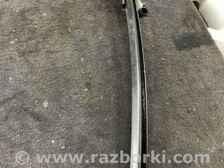 ФОТО Направляющая стекла для Subaru Impreza GD/GG Киев