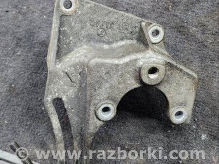 ФОТО Кронштейн для Subaru Forester SG Киев