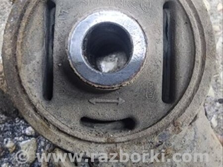 ФОТО Подушка редуктора для Subaru Forester SG Киев