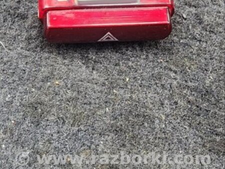 ФОТО Кнопка аварийки для Subaru Forester SG Киев