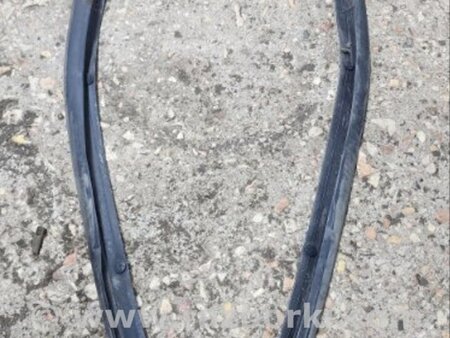 ФОТО Уплотнительная резинка для Subaru Impreza GD/GG Киев