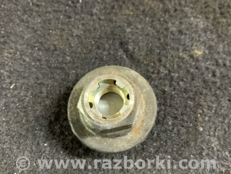ФОТО Клапан для Subaru Outback Киев