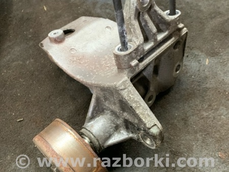 ФОТО Кронштейн для Subaru Outback Киев