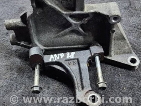 ФОТО Кронштейн для Subaru Impreza GD/GG Киев