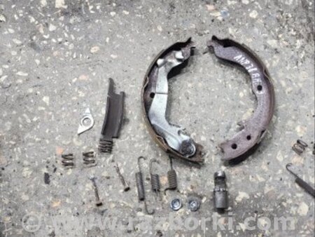 ФОТО Комплект колодок и механизмов ручного торомоза для Subaru Impreza GD/GG Киев