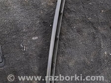 ФОТО Уплотнитель для Subaru Legacy (все модели) Киев
