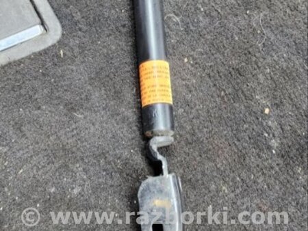 ФОТО Амортизатор багажника для Subaru Legacy (все модели) Киев