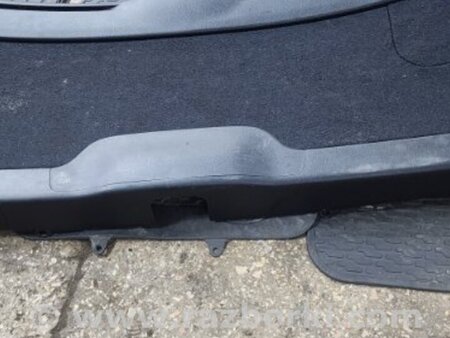ФОТО Обшивка крышки багажника для Subaru Outback Киев