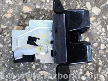 ФОТО Замок крышки багажника для Hyundai ix35 Tucson Киев