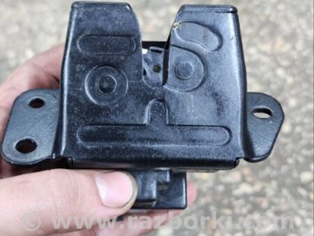 ФОТО Замок крышки багажника для Hyundai ix35 Tucson Киев