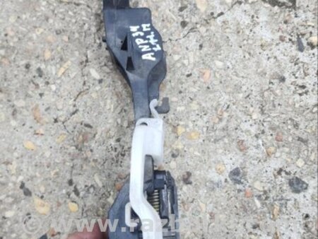 ФОТО Кронштейн ручки дверной для Hyundai ix35 Tucson Киев