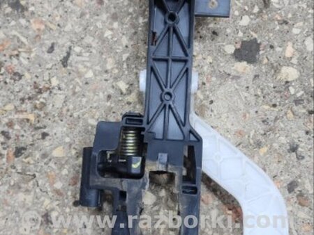 ФОТО Кронштейн ручки дверной для Hyundai ix35 Tucson Киев