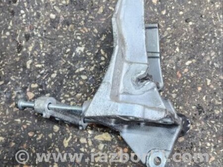 ФОТО Кронштейн для Subaru Outback Киев