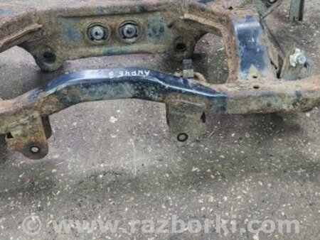 ФОТО Подрамник для Subaru Outback Киев