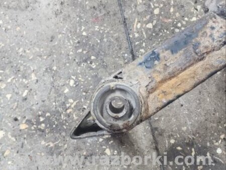 ФОТО Подрамник для Subaru Outback Киев