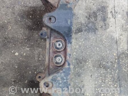 ФОТО Подрамник для Subaru Outback Киев
