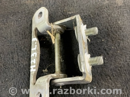 ФОТО Петля багажника для Subaru Forester SG Киев