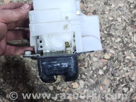 ФОТО Замок крышки багажника для Subaru Outback Киев
