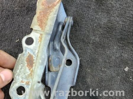 ФОТО Петля капота для Subaru Outback Киев