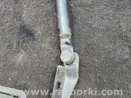 ФОТО Амортизатор багажника для Subaru Outback Киев