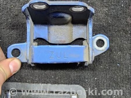 ФОТО Петля двери для Subaru Outback Киев