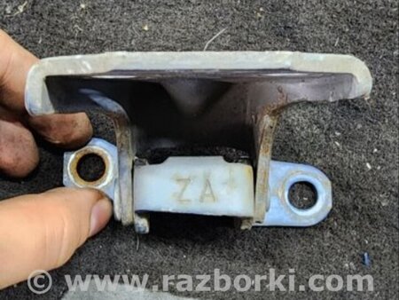 ФОТО Петля двери для Subaru Outback Киев