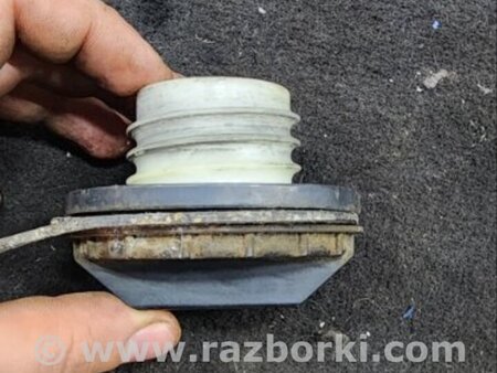 ФОТО Пробка бензобака для Subaru Outback Киев