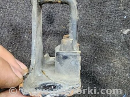 ФОТО Замок капота для Subaru Outback Киев
