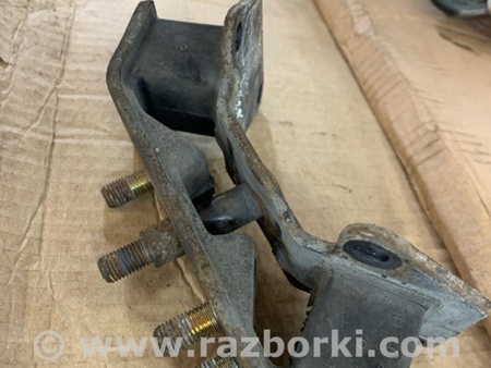 ФОТО Подушка КПП для Subaru Forester SG Киев
