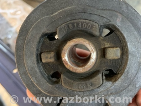 ФОТО Подушка КПП для Subaru Forester SG Киев
