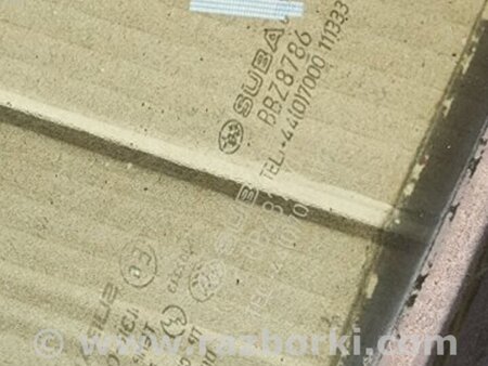 ФОТО Стекло для Subaru Impreza GD/GG Киев