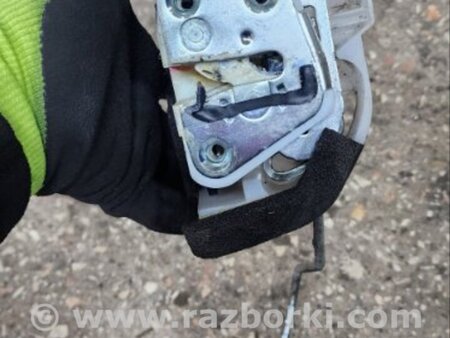 ФОТО Замок двери для Subaru Forester SG Киев