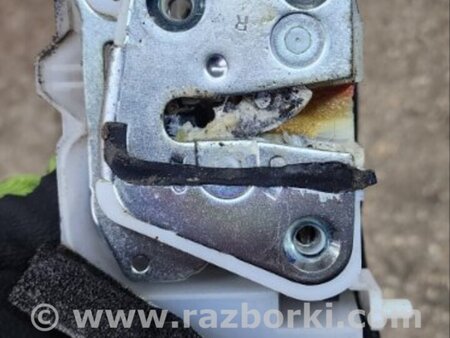 ФОТО Замок двери для Subaru Forester SG Киев