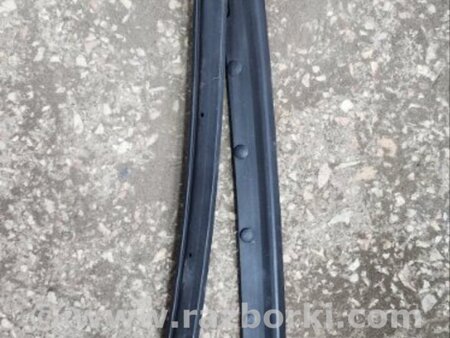ФОТО Уплотнительная резинка для Subaru Forester SG Киев