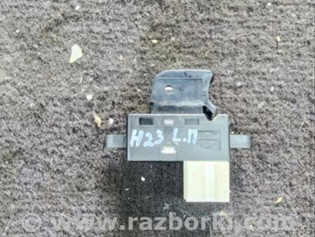 ФОТО Кнопка стеклоподъемника для Subaru Forester SG Киев