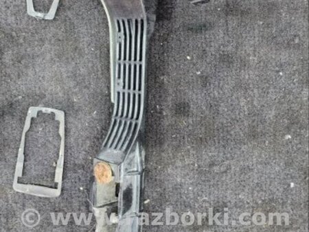 ФОТО Кронштейн ручки дверной для Subaru Impreza GD/GG Киев