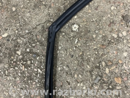 ФОТО Направляющая стекла для Subaru Impreza GD/GG Киев