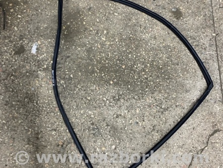 ФОТО Направляющая стекла для Subaru Impreza GD/GG Киев
