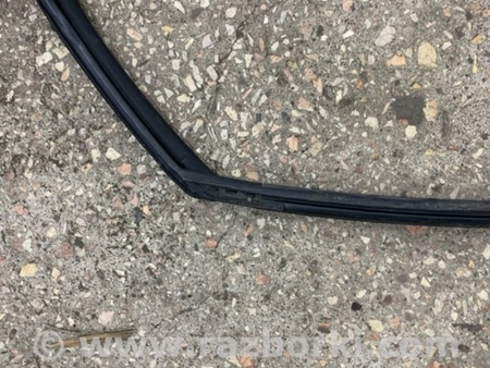ФОТО Направляющая стекла для Subaru Impreza GD/GG Киев